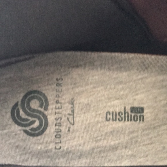 Cloudsteppers by Clarks suede booties size 8M - Picture 11 of 12